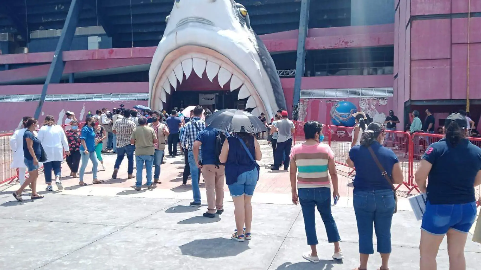 Concurrido jornada de vacunación contra Covid-19 para 30-39 años en Boca del Río